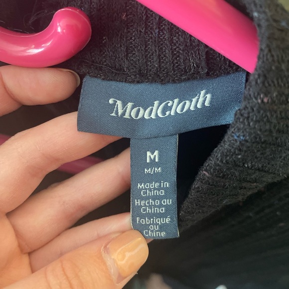 Adorable turtle neck ModCloth dress - Picture 3 of 3
